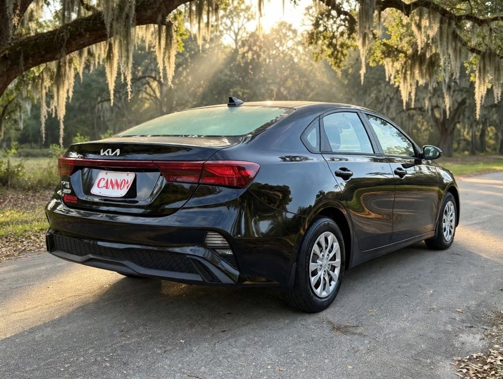 Used 2023 Kia Forte LX Sedan