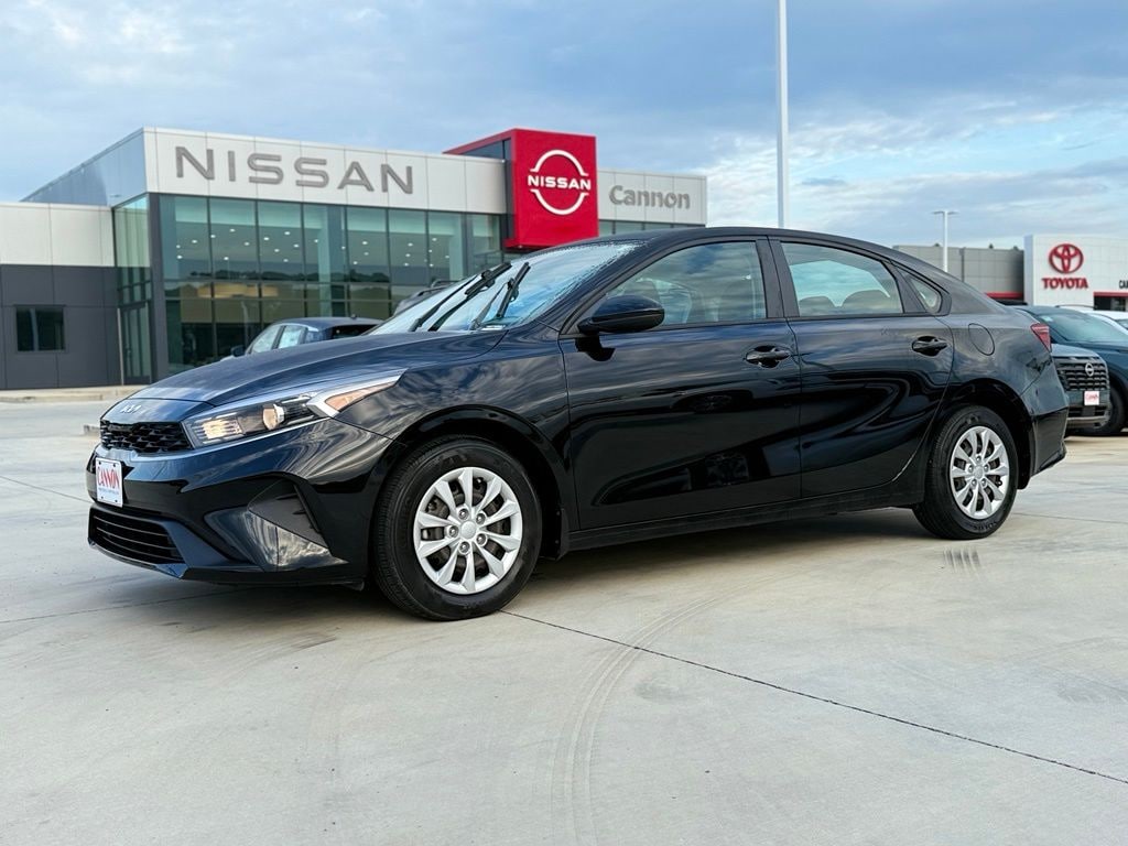 Used 2023 Kia Forte LX Sedan