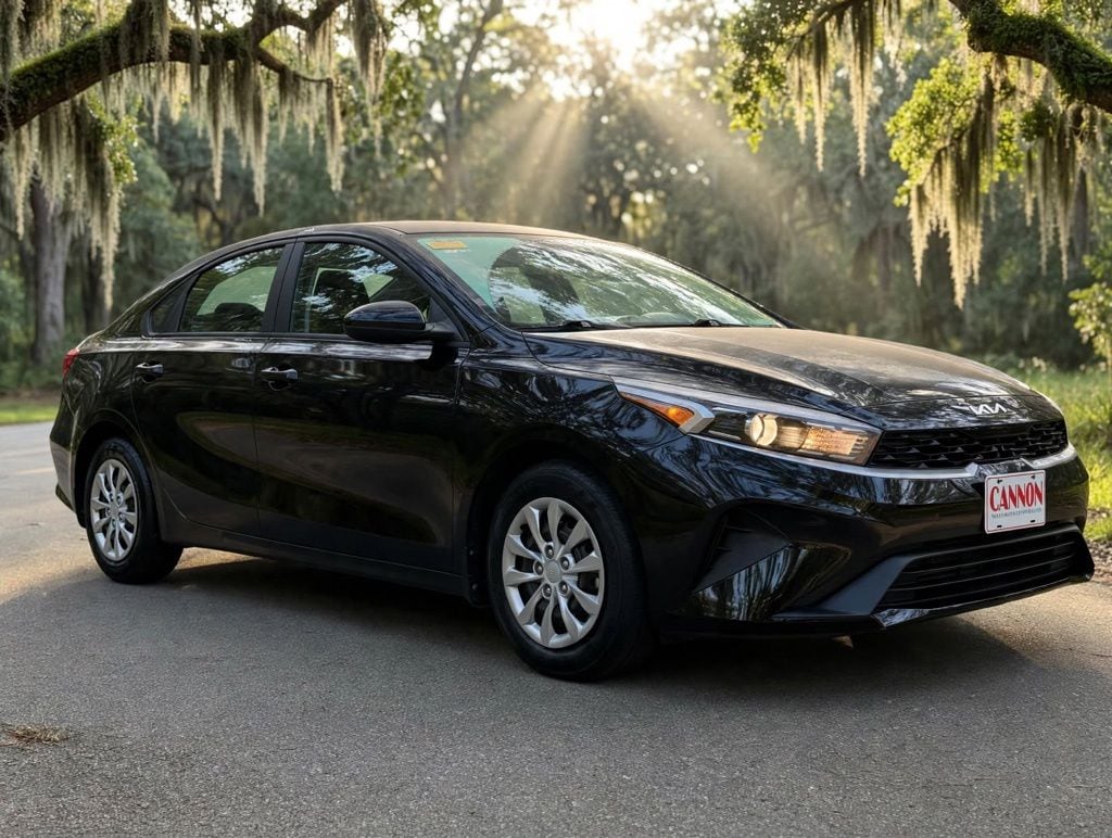 Used 2023 Kia Forte LX Sedan