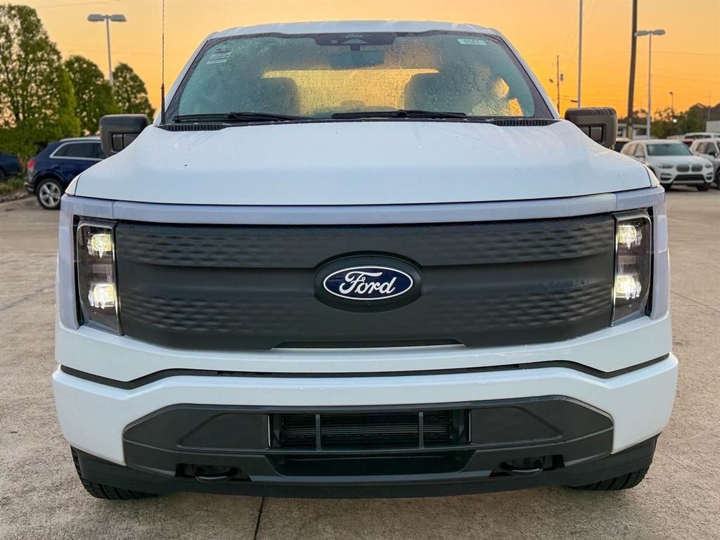 New 2025 Ford F-150 Lightning XLT Truck SuperCrew Cab