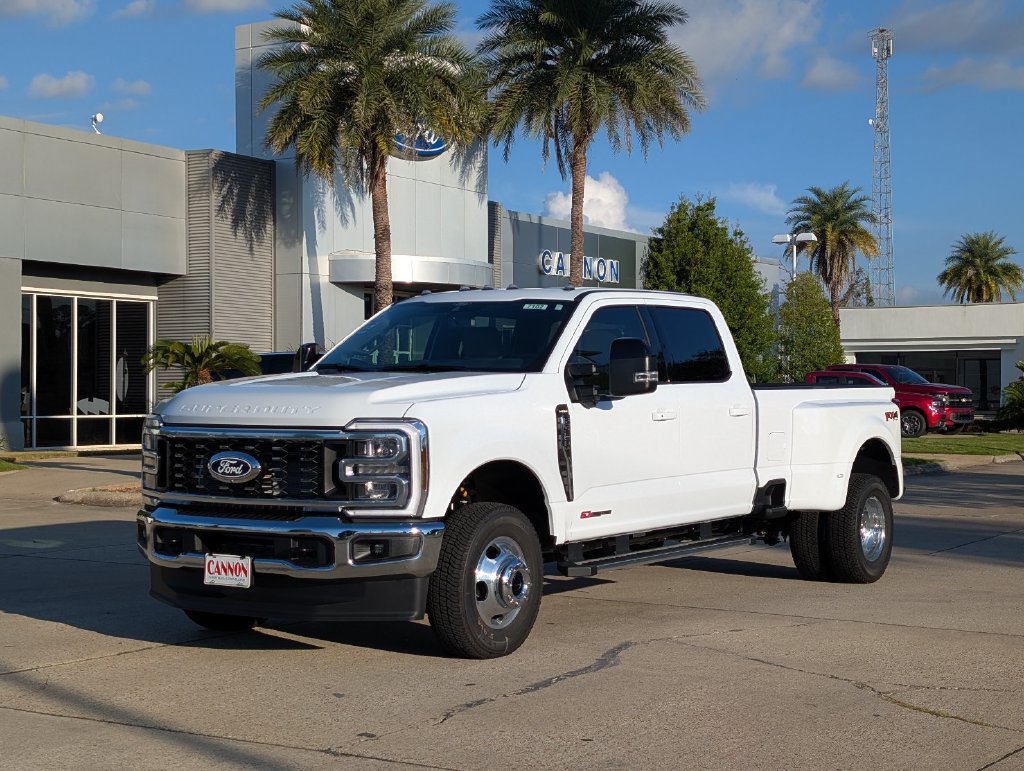 2027 Ford F-350 Super Duty Lariat