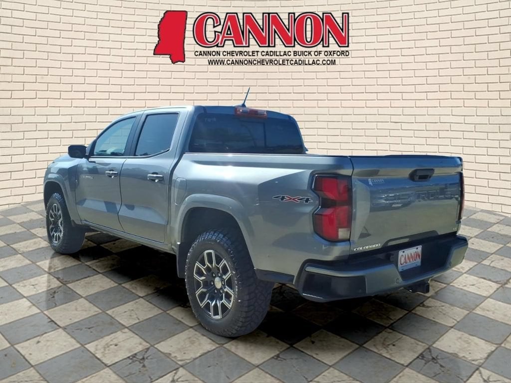 Used 2023 Chevrolet Colorado 4WD LT Truck