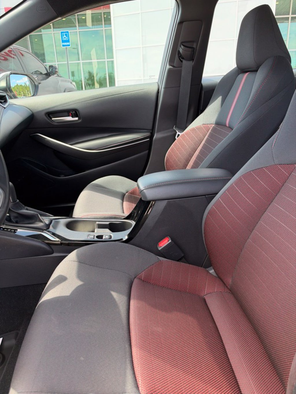 Used 2025 Toyota Corolla SE Sedan
