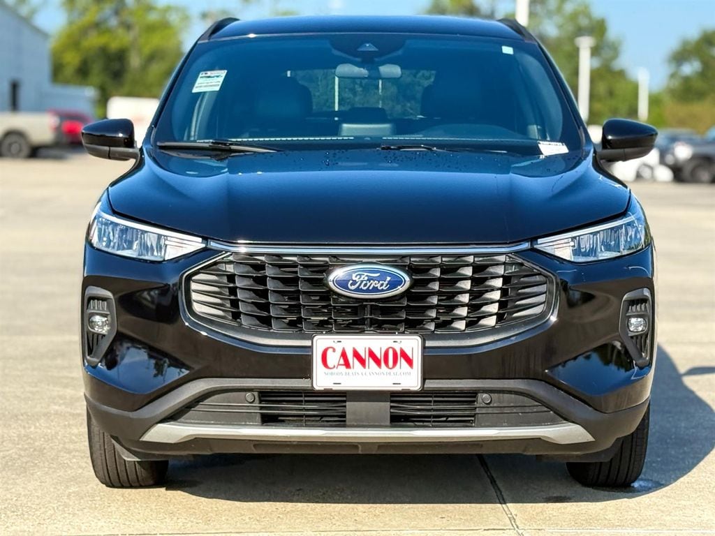 Used 2025 Ford Escape ST-Line Select SUV