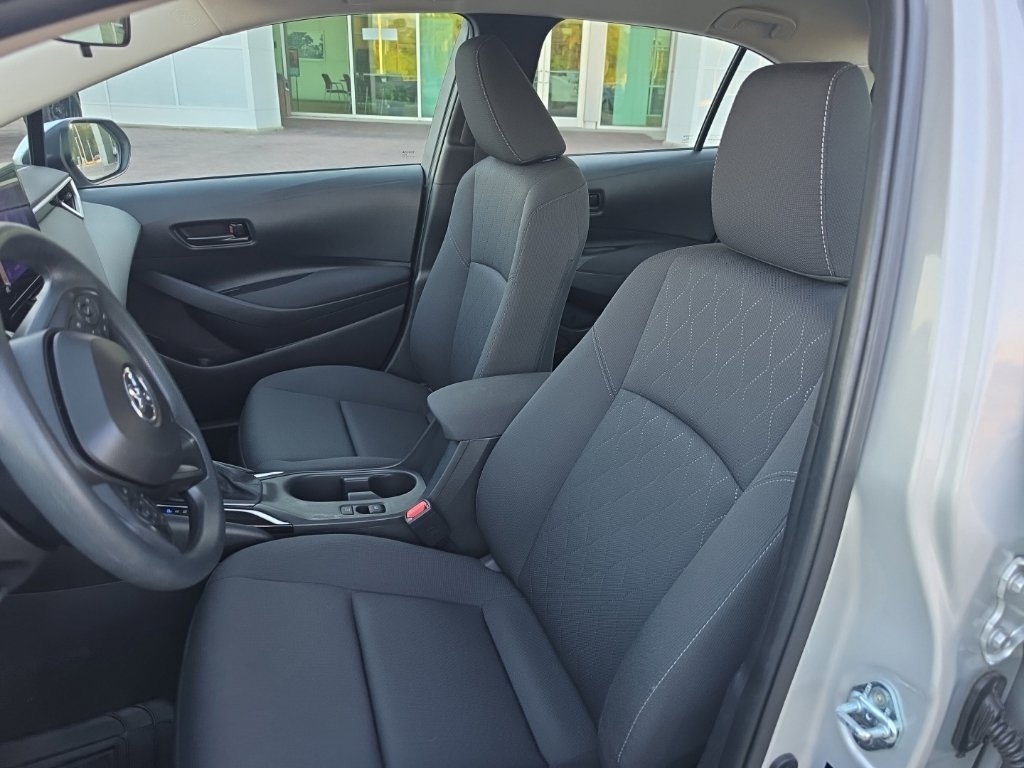 Used 2025 Toyota Corolla LE Sedan