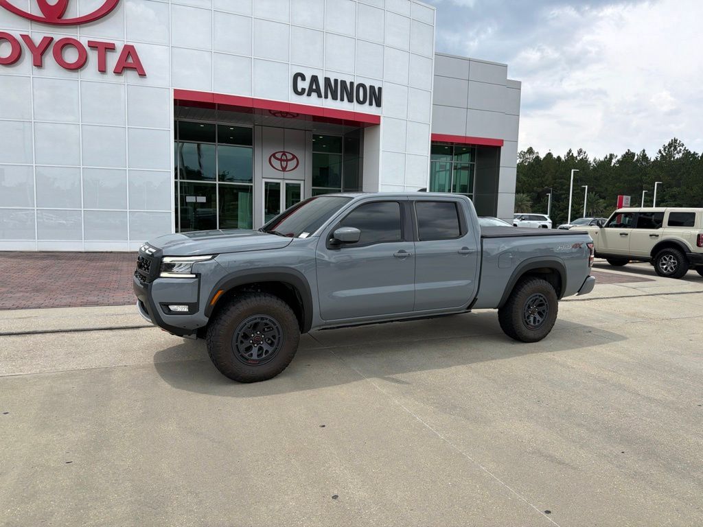 2025 Nissan Frontier