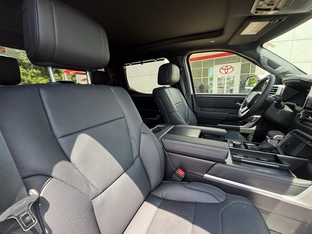 2025 Toyota Tundra Platinum - Photo 41