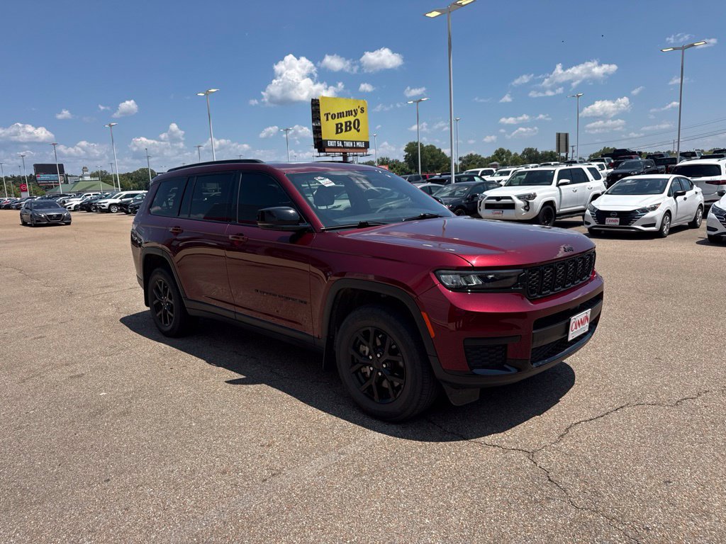 Used 2025 Jeep Grand Cherokee L Altitude X Altitude X 4x4