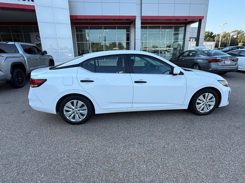 Used 2024 Nissan Sentra S S CVT