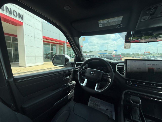 2025 Toyota Tundra Platinum - Photo 35