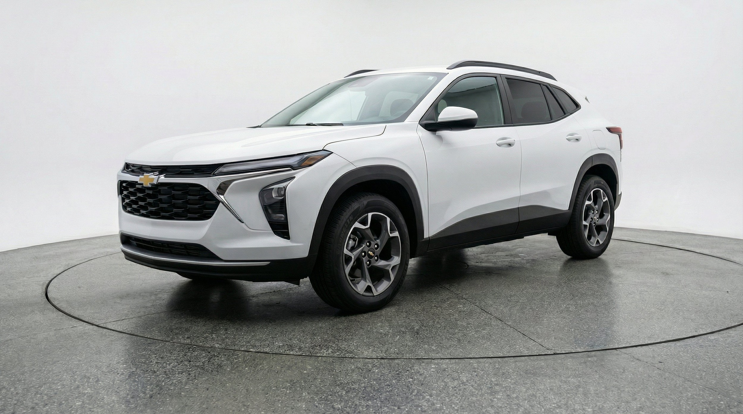Thumbnail: 2025 Chevrolet Trax - 3
