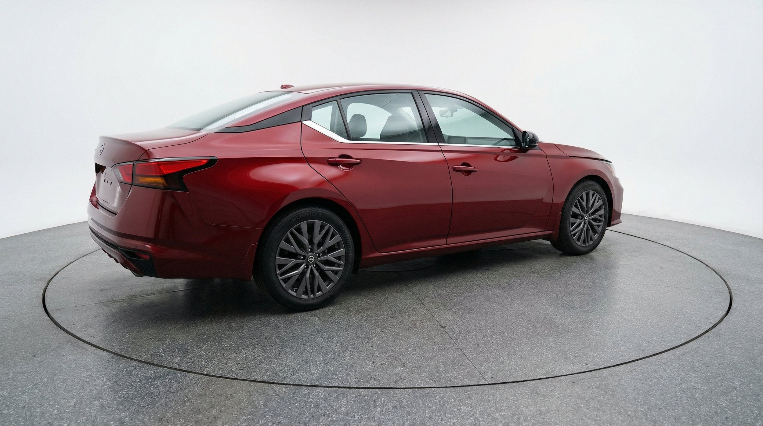 Thumbnail: 2025 Nissan Altima - 9
