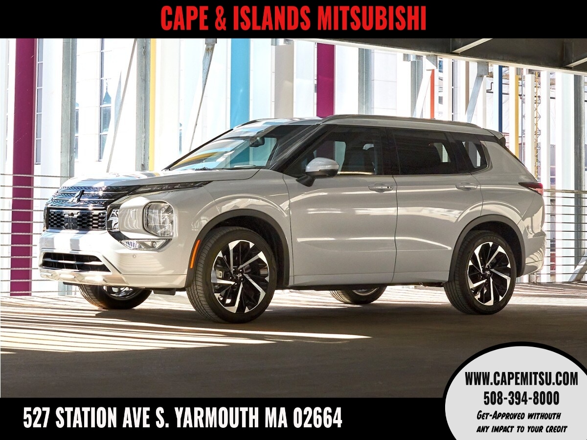 2023 Mitsubishi Outlander SE