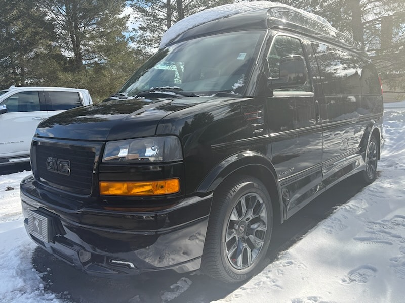 2025 GMC Savana Cargo Work Van