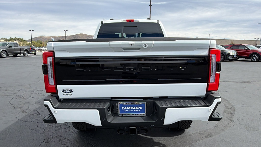New 2027 Ford F-350SD Platinum Crew Cab