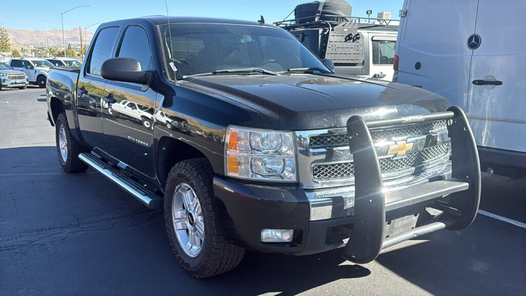 Used 2011 Chevrolet Silverado 1500 LT Crew Cab