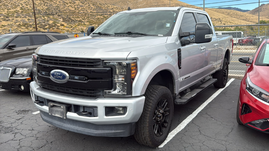 Used 2019 Ford F-250SD Lariat Crew Cab