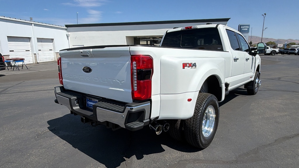 New 2026 Ford Super Duty F-350 Lariat