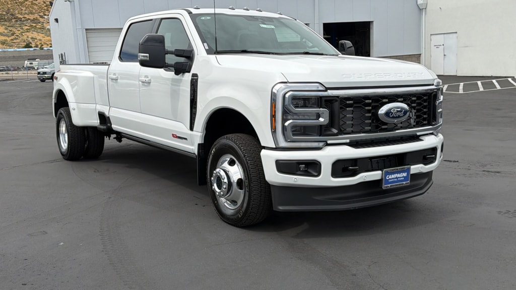New 2026 Ford Super Duty F-350 4WD Crew 8