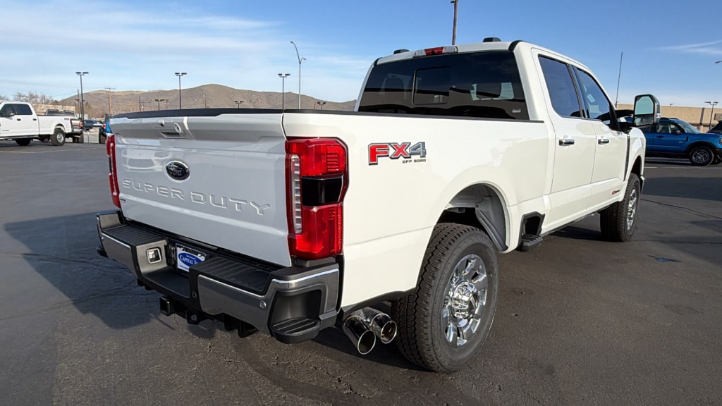 New 2026 Ford F-350SD Lariat Crew Cab