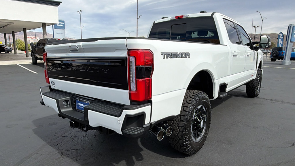 New 2027 Ford F-350SD Platinum Crew Cab