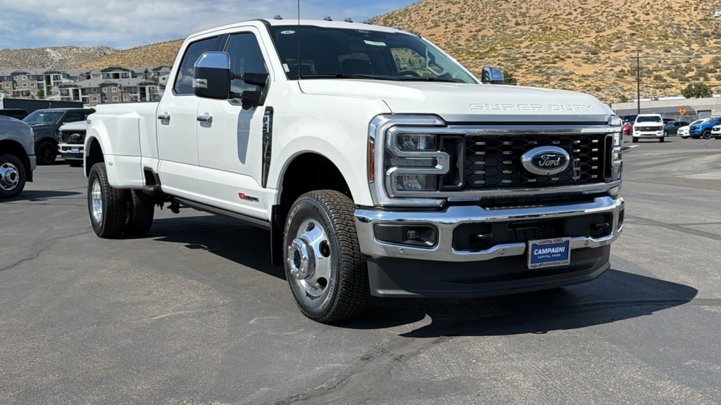 New 2026 Ford Super Duty F-350 Lariat