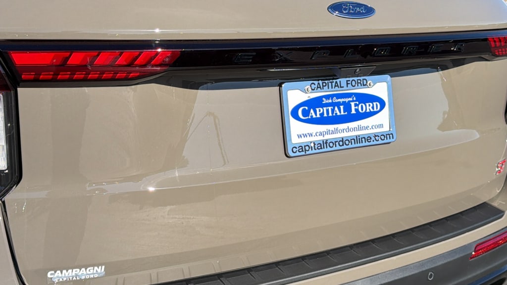 2026 Ford Explorer ST - Photo 28