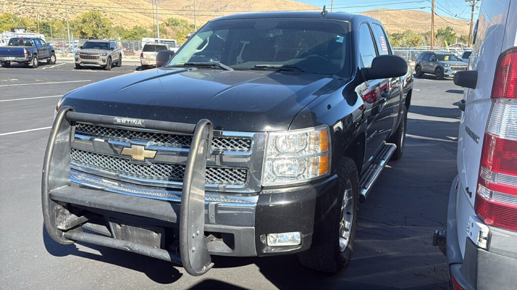 Used 2011 Chevrolet Silverado 1500 LT Crew Cab