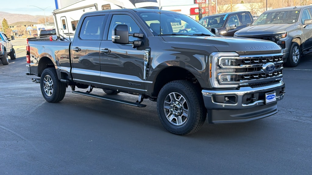 New 2026 Ford F-250SD Lariat Crew Cab
