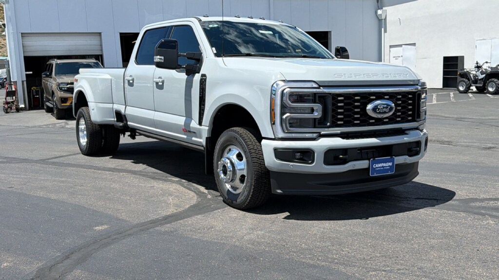New 2026 Ford F-350SD Platinum Crew Cab