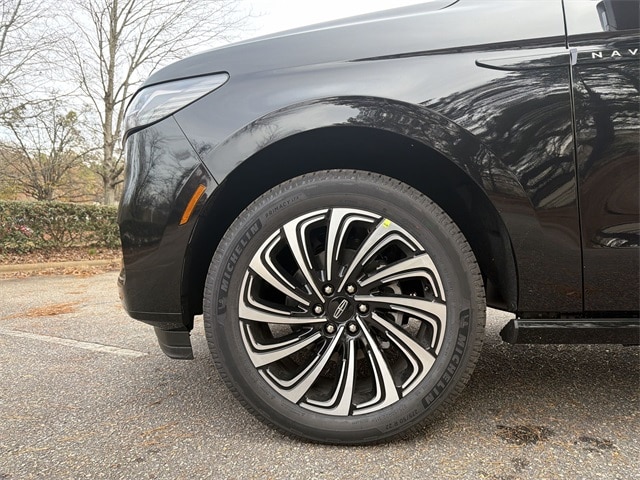 2025 Lincoln Navigator Black Label L - Photo 10