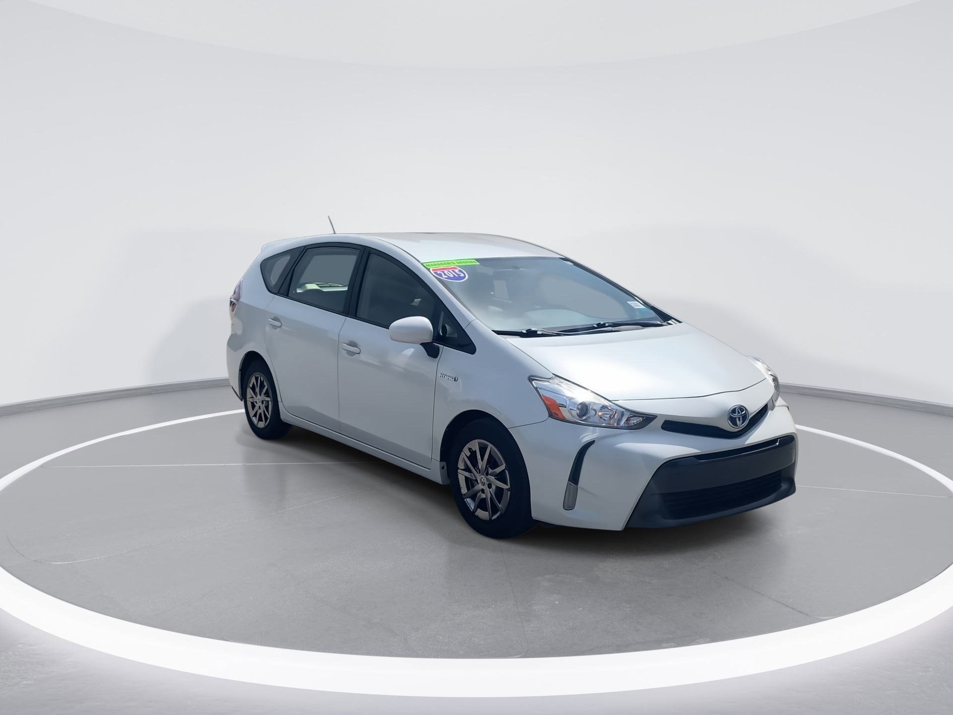 2015 Toyota Prius v Three