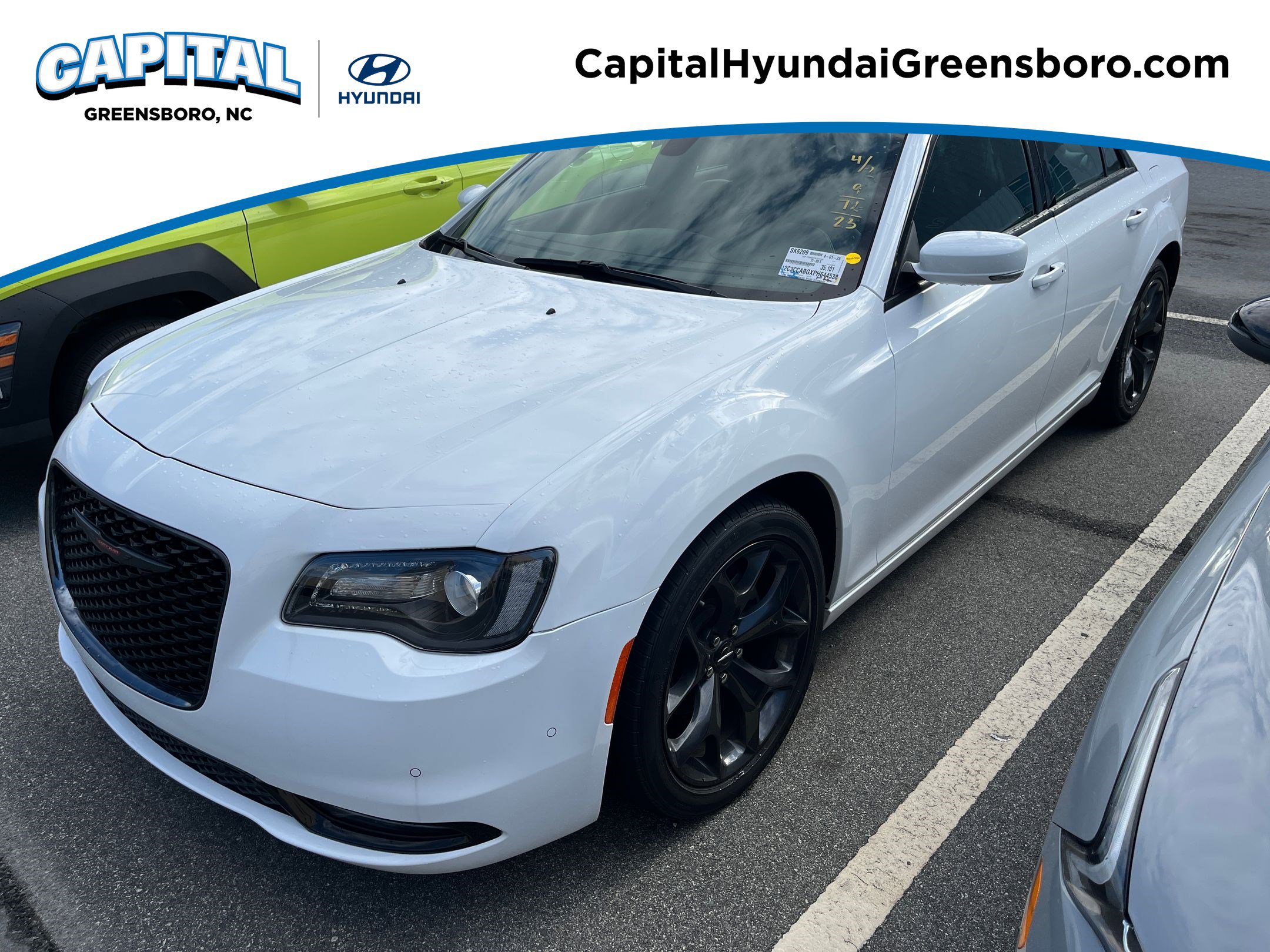 2023 Chrysler 300