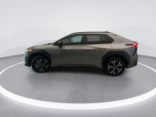 2025 Subaru Solterra Premium - Photo 9