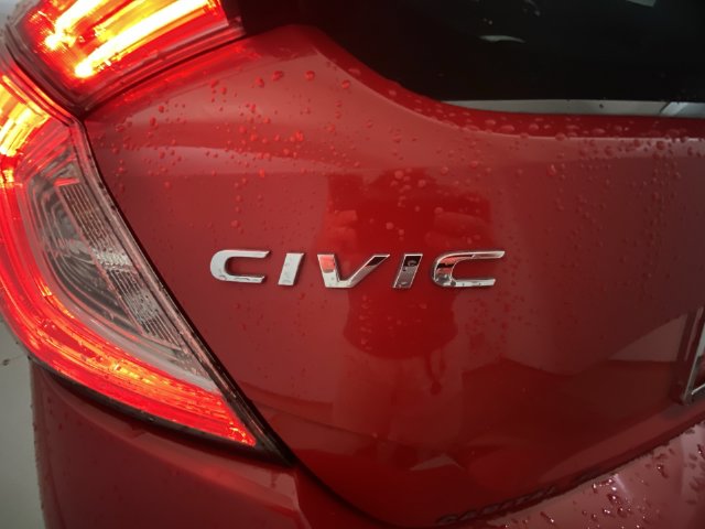2019 Honda Civic Hatchback EX - Photo 26
