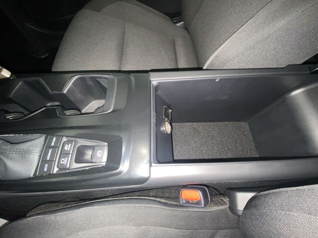 2025 Toyota Camry LE - Photo 21