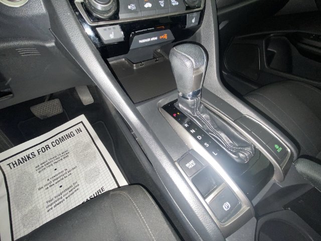 2019 Honda Civic Hatchback EX - Photo 19