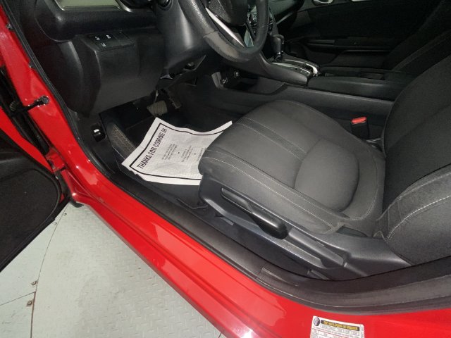 2019 Honda Civic Hatchback EX - Photo 12