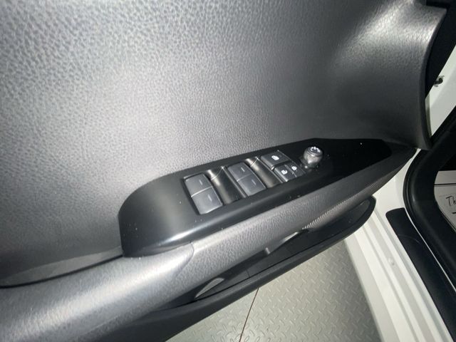 2025 Toyota Camry LE - Photo 13