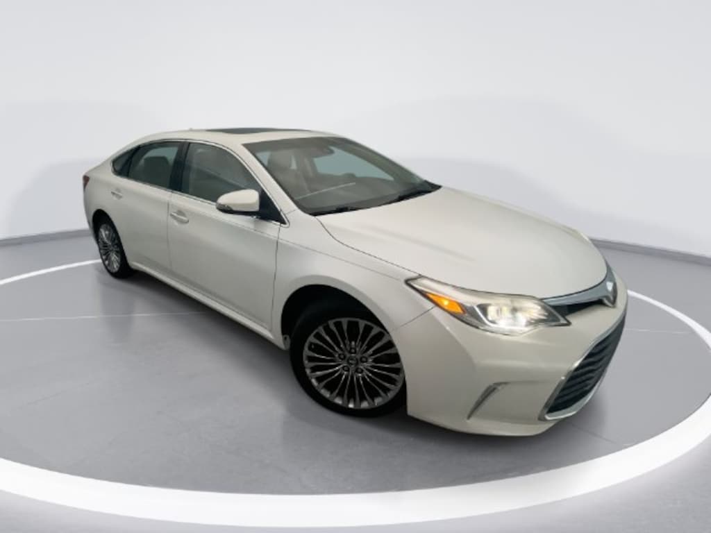 Used 2016 Toyota Avalon Limited Sedan