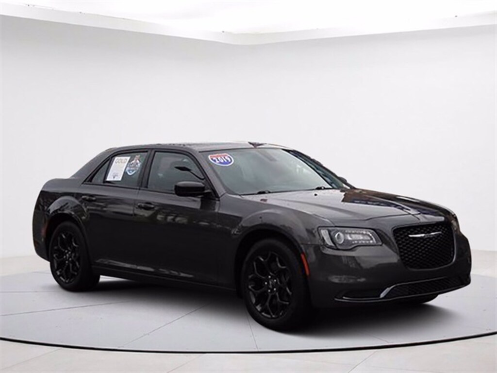 Used 2019 Chrysler 300 Touring Sedan
