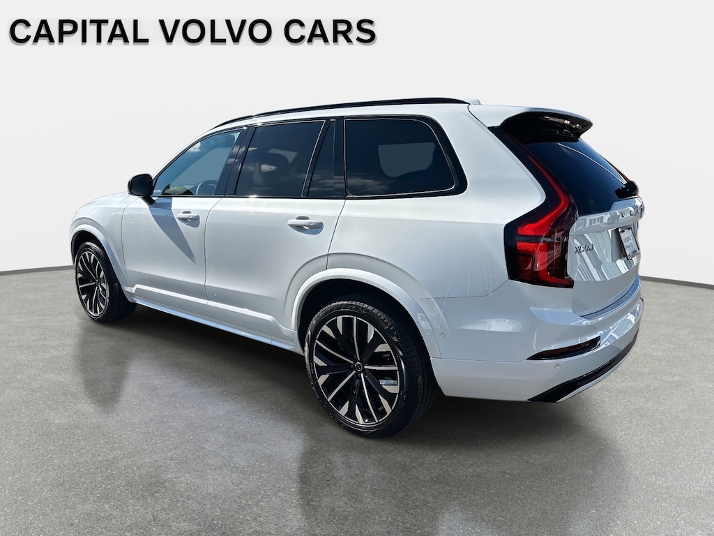 New 2026 Volvo XC90 B6 Ultra Dark Theme 7-Seater SUV