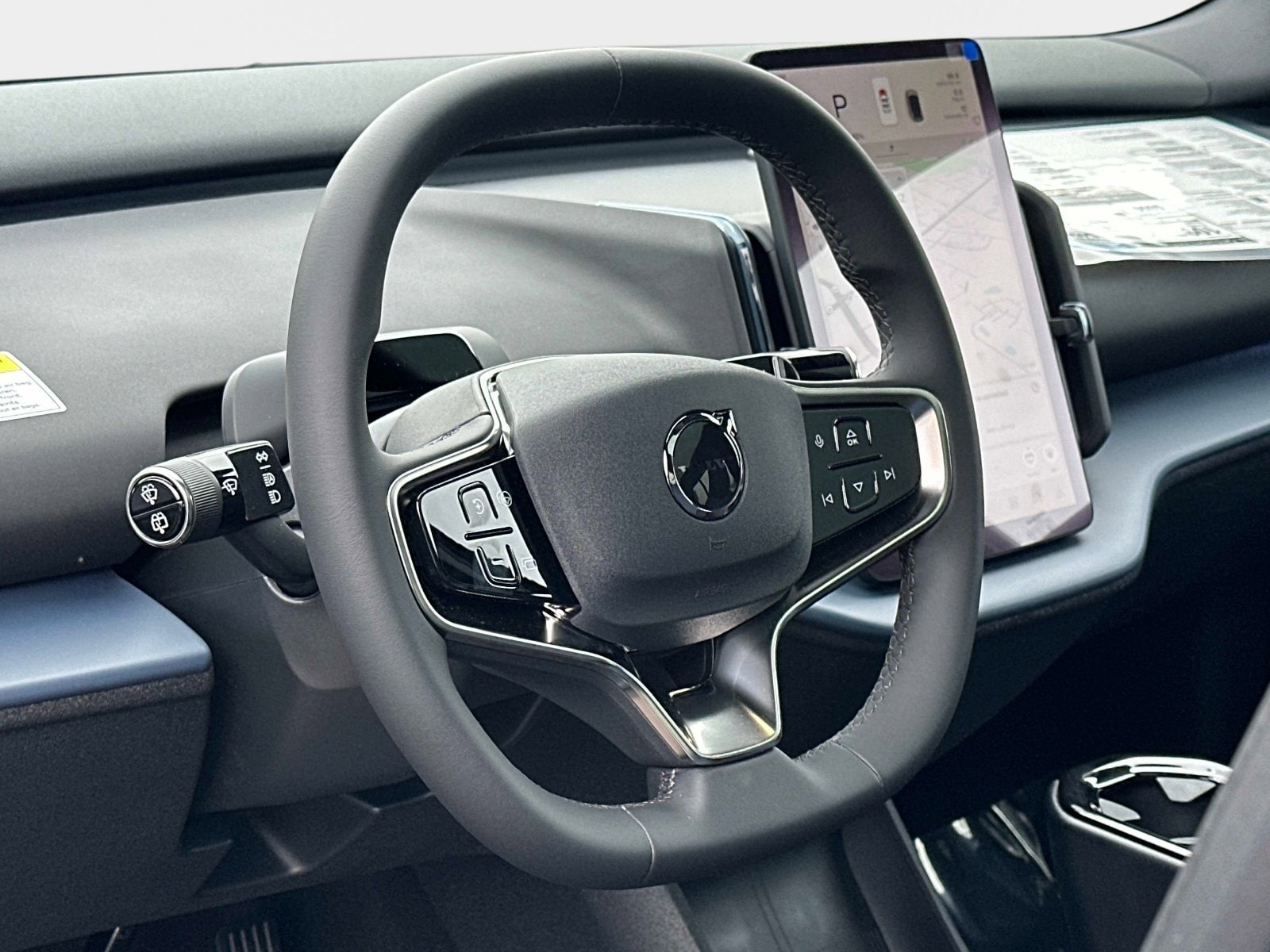 2026 Volvo EX30 Plus - Photo 24