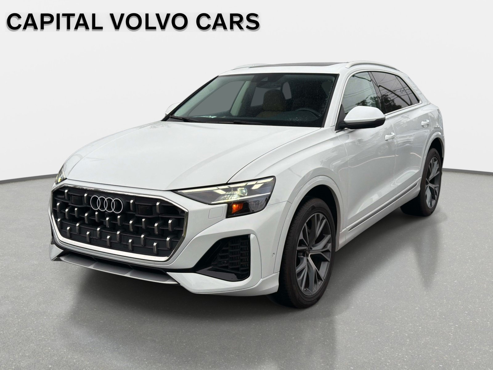  Audi Q8
