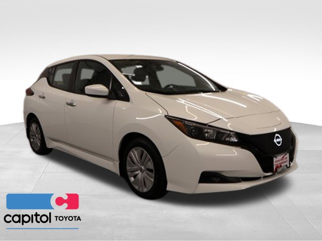 2024 Nissan LEAF