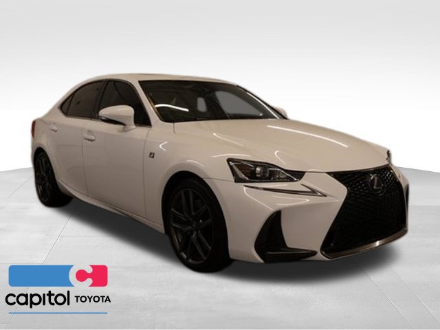 2019 Lexus IS