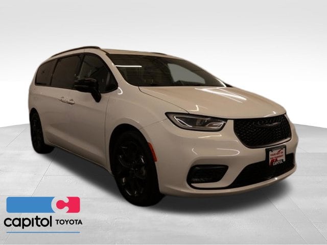 2025 Chrysler Pacifica