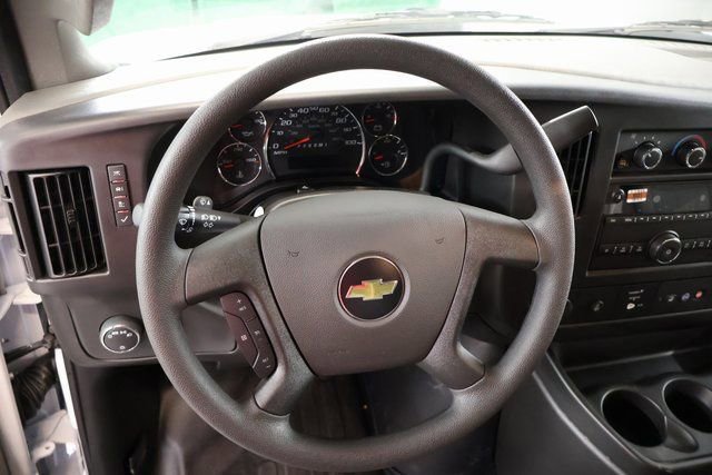 2025 Chevrolet Express Cargo Work Van - Photo 23