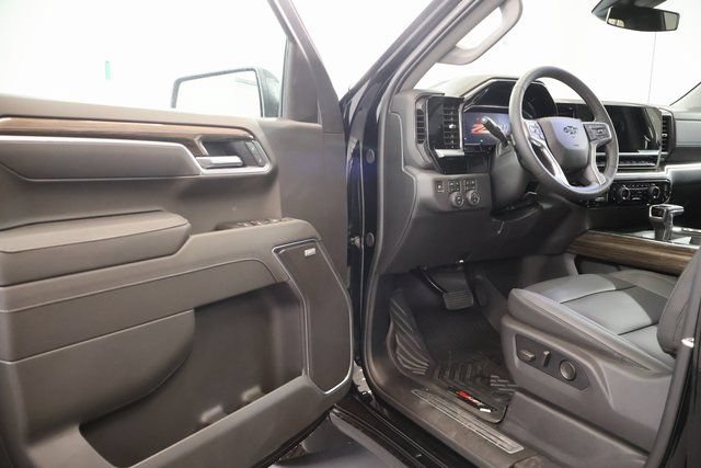 2026 Chevrolet Silverado 1500 RST - Photo 9