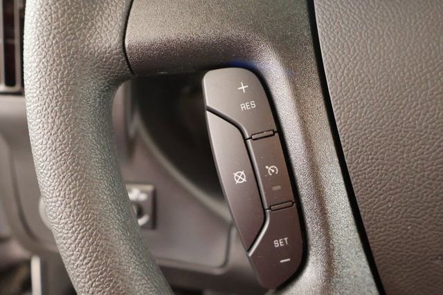 2025 Chevrolet Express Cargo Work Van - Photo 24